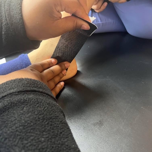kinesio-taping-sterling-pt-and-wellness-bellaire-stafford-sugar-land-tx